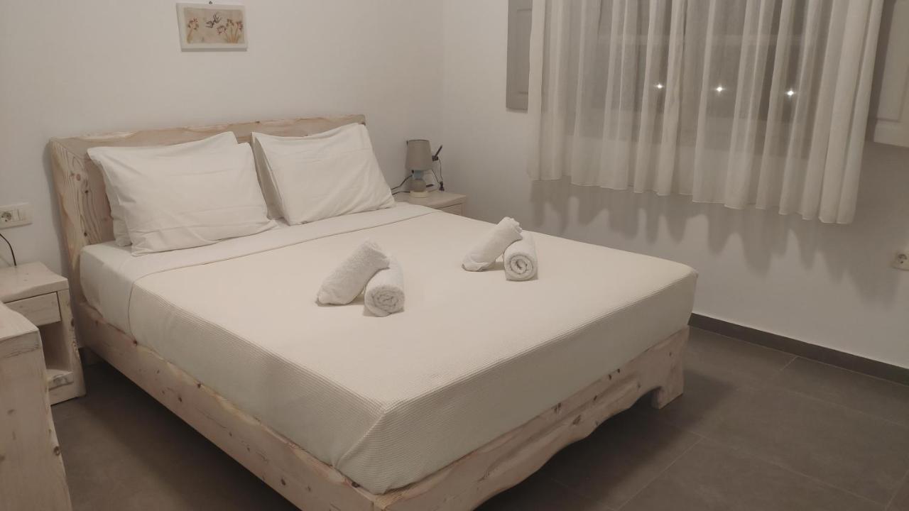 Apartment For 2-3 People 梅加洛克里 外观 照片
